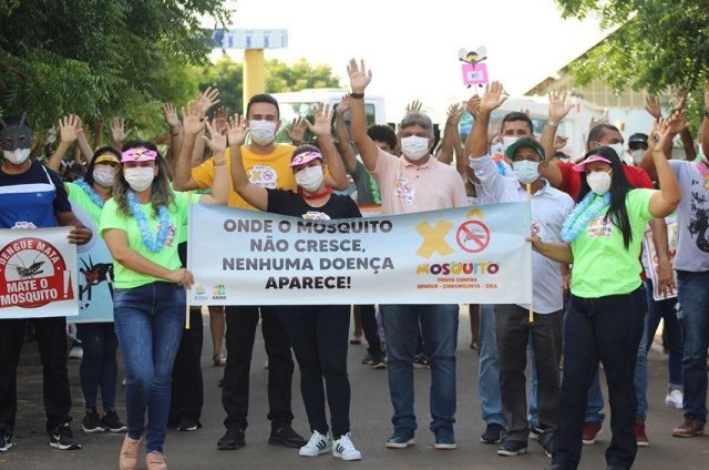 Prefeitura de Nossa Senhora de Nazaré (PI) realiza caminhada contra dengue